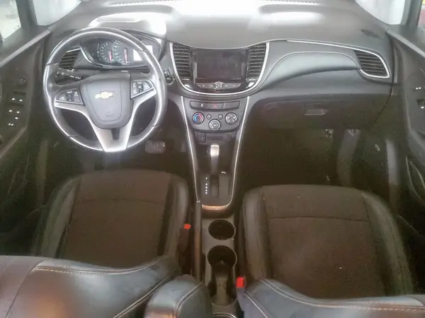 KL7CJLSB6LB045458 2020 CHEVROLET TRAX - Image 8