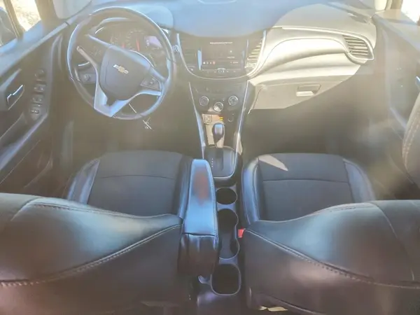 KL7CJLSB6LB060431 2020 CHEVROLET TRAX - Image 8