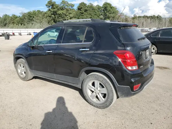 KL7CJLSB6LB072059 2020 CHEVROLET TRAX - Image 2
