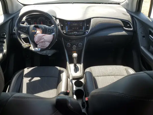 KL7CJLSB6LB091453 2020 CHEVROLET TRAX - Image 8