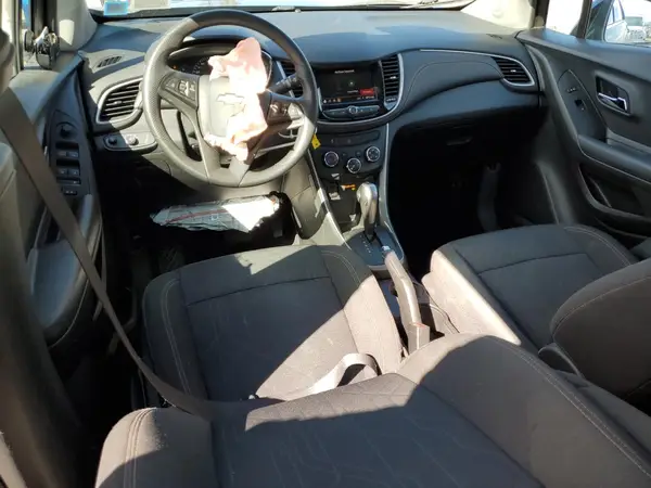 KL7CJLSB6LB326059 2020 CHEVROLET TRAX - Image 8