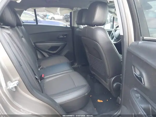KL7CJLSB6LB347946 2020 CHEVROLET TRAX - Image 8