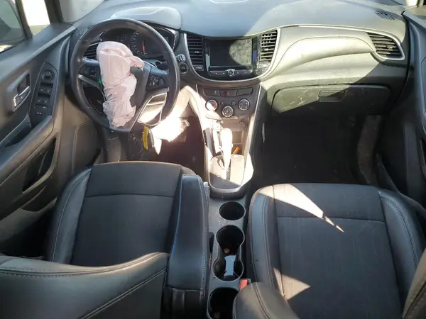 KL7CJLSB6LB349955 2020 CHEVROLET TRAX - Image 8