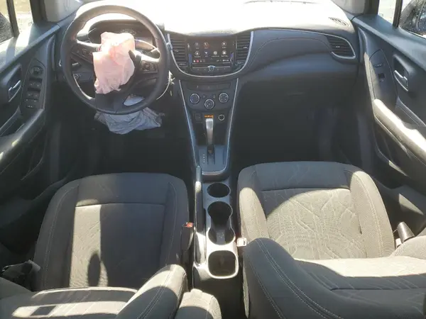 KL7CJLSB6LB353245 2020 CHEVROLET TRAX - Image 8