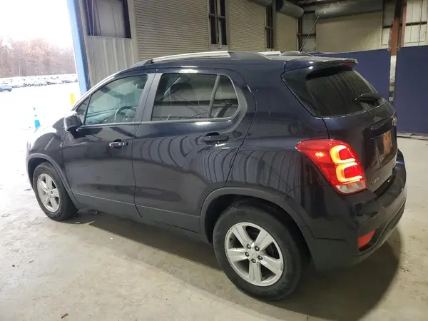 KL7CJLSB6MB310851 2021 CHEVROLET TRAX - Image 2