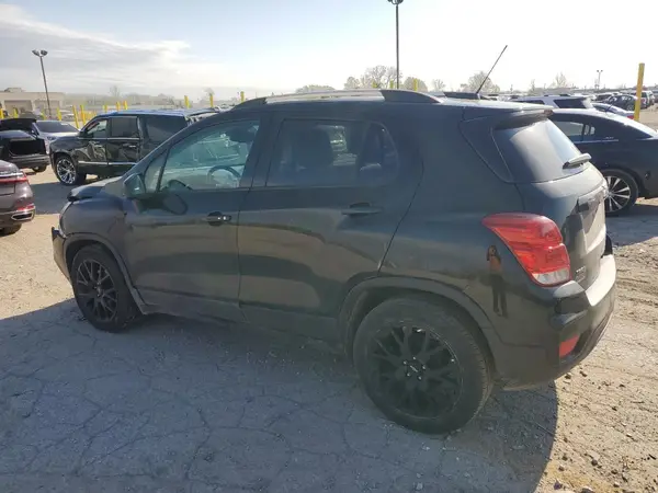 KL7CJLSB6MB313247 2021 CHEVROLET TRAX - Image 2