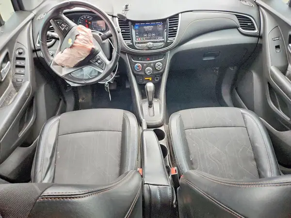 KL7CJLSB6MB318450 2021 CHEVROLET TRAX - Image 8