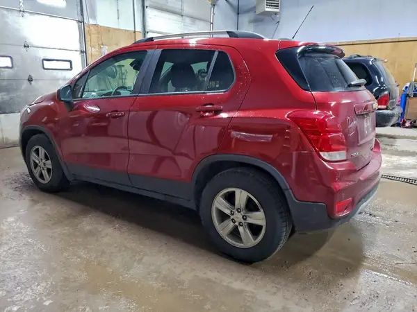 KL7CJLSB6MB325205 2021 CHEVROLET TRAX - Image 2