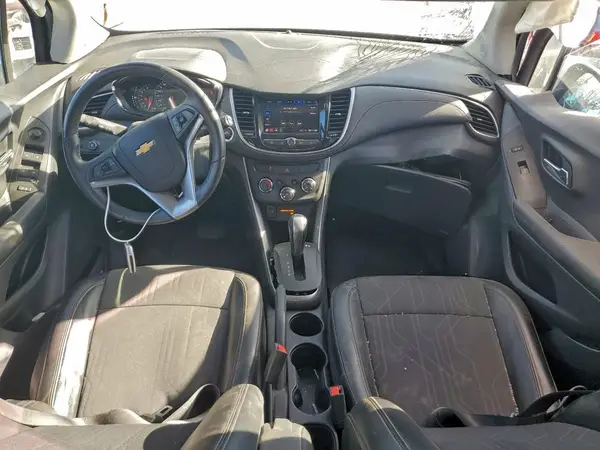 KL7CJLSB6MB335572 2021 CHEVROLET TRAX - Image 8
