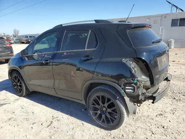 KL7CJLSB6MB359273 2021 CHEVROLET TRAX - Image 2