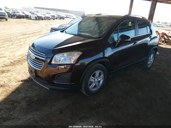 KL7CJLSB7GB652961 2016 CHEVROLET TRAX - Image 2
