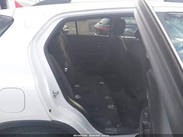 KL7CJLSB7GB681327 2016 CHEVROLET TRAX - Image 8