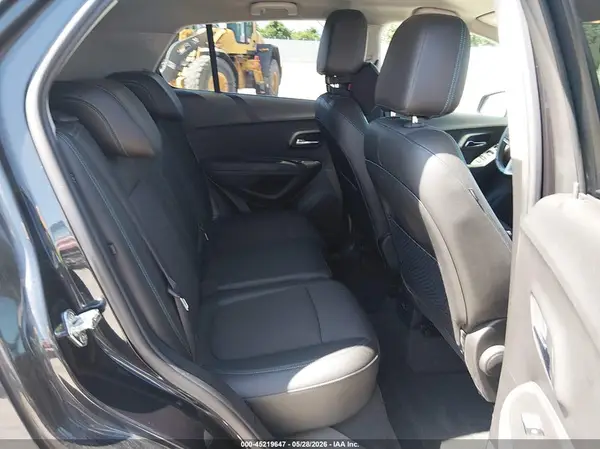 KL7CJLSB7GB704282 2016 CHEVROLET TRAX - Image 8