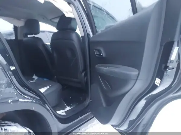 KL7CJLSB7GB736522 2016 CHEVROLET TRAX - Image 8