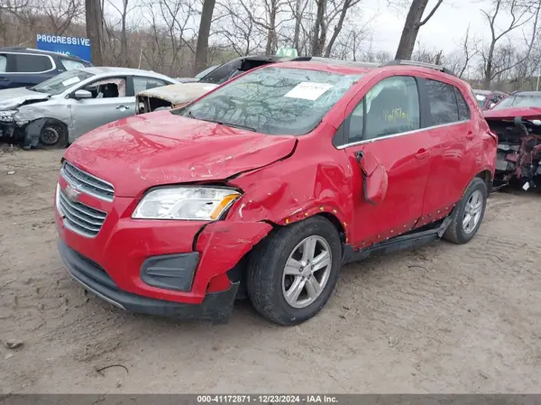 KL7CJLSB7GB740957 2016 CHEVROLET TRAX - Image 2
