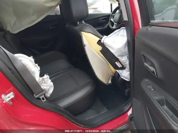 KL7CJLSB7GB740957 2016 CHEVROLET TRAX - Image 8
