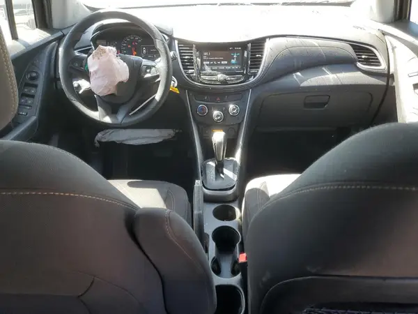 KL7CJLSB7HB061501 2017 CHEVROLET TRAX - Image 8