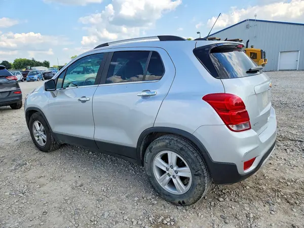KL7CJLSB7HB090058 2017 CHEVROLET TRAX - Image 2
