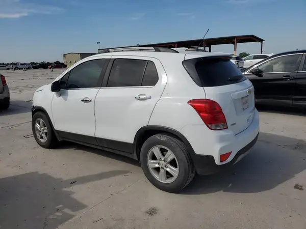 KL7CJLSB7HB096099 2017 CHEVROLET TRAX - Image 2