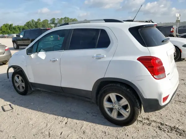 KL7CJLSB7HB142790 2017 CHEVROLET TRAX - Image 2