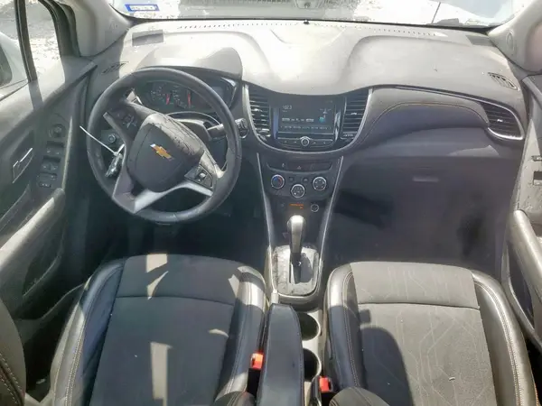 KL7CJLSB7HB151117 2017 CHEVROLET TRAX - Image 8