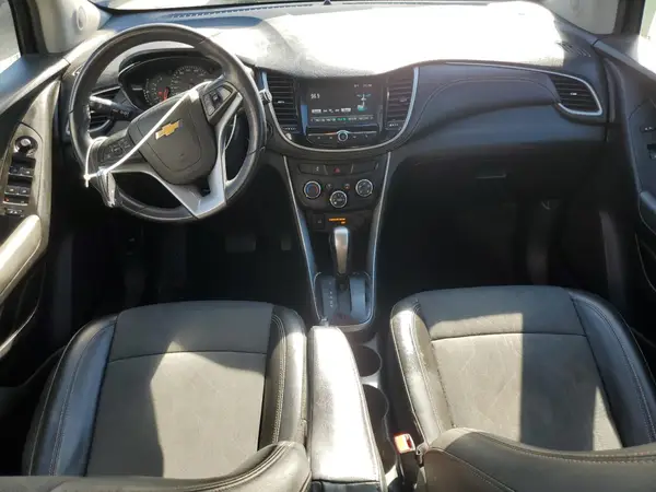 KL7CJLSB7HB152106 2017 CHEVROLET TRAX - Image 8