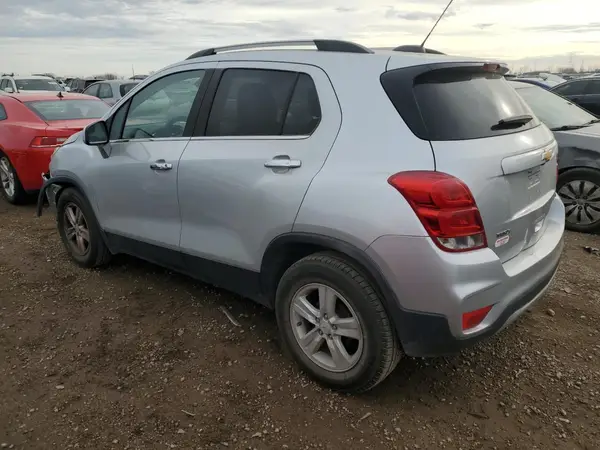 KL7CJLSB7HB157855 2017 CHEVROLET TRAX - Image 2