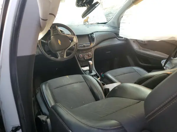 KL7CJLSB7HB192752 2017 CHEVROLET TRAX - Image 8