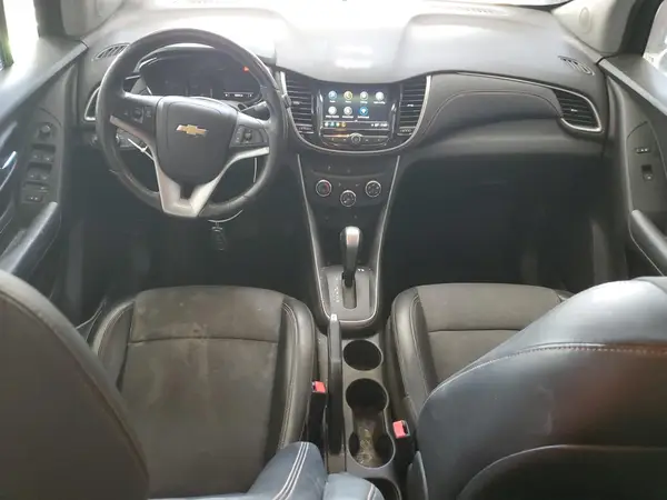 KL7CJLSB7JB618526 2018 CHEVROLET TRAX - Image 8