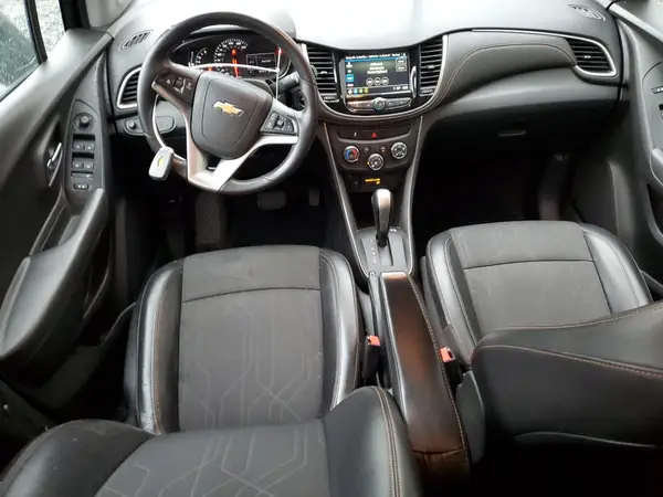KL7CJLSB7JB619353 2018 CHEVROLET TRAX - Image 8