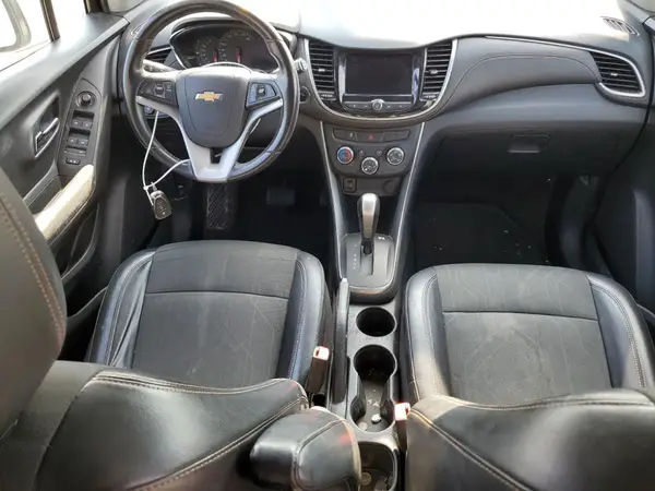 KL7CJLSB7JB629154 2018 CHEVROLET TRAX - Image 8