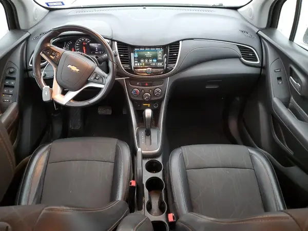 KL7CJLSB7JB724880 2018 CHEVROLET TRAX - Image 8