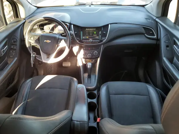KL7CJLSB7KB722578 2019 CHEVROLET TRAX - Image 8
