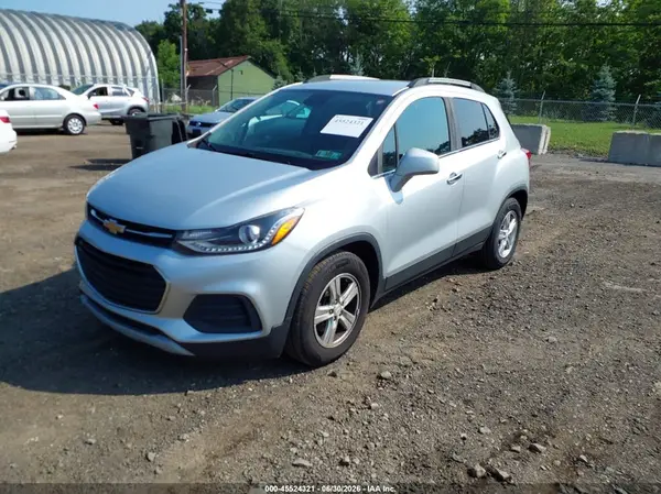 KL7CJLSB7KB743480 2019 CHEVROLET TRAX - Image 2