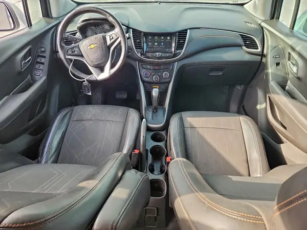 KL7CJLSB7KB746332 2019 CHEVROLET TRAX - Image 8