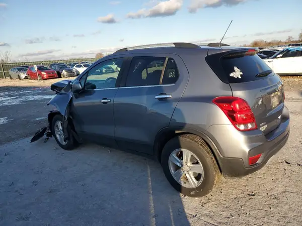 KL7CJLSB7KB747500 2019 CHEVROLET TRAX - Image 2