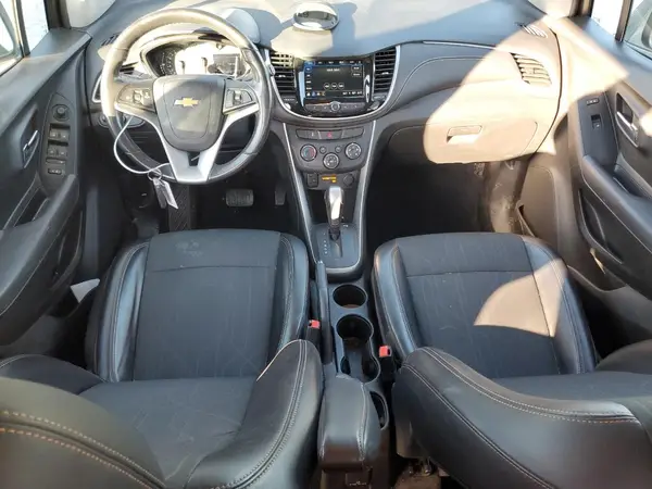 KL7CJLSB7KB747500 2019 CHEVROLET TRAX - Image 8