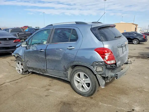 KL7CJLSB7KB770954 2019 CHEVROLET TRAX - Image 2
