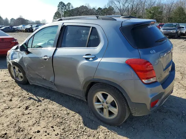 KL7CJLSB7KB799113 2019 CHEVROLET TRAX - Image 2