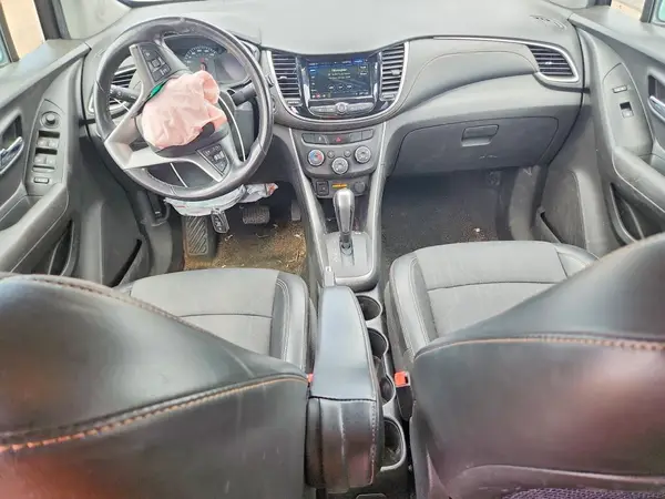 KL7CJLSB7KB823457 2019 CHEVROLET TRAX - Image 8
