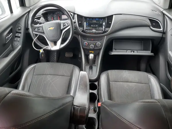 KL7CJLSB7KB909965 2019 CHEVROLET TRAX - Image 8
