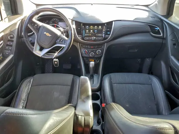 KL7CJLSB7KB916186 2019 CHEVROLET TRAX - Image 8