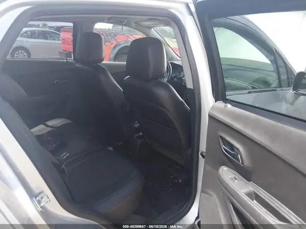 KL7CJLSB7KB917225 2019 CHEVROLET TRAX - Image 8
