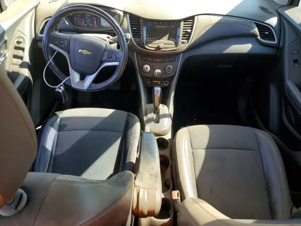 KL7CJLSB7KB922537 2019 CHEVROLET TRAX - Image 8