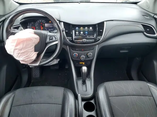 KL7CJLSB7KB928211 2019 CHEVROLET TRAX - Image 8