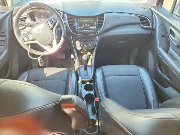 KL7CJLSB7KB960592 2019 CHEVROLET TRAX - Image 8