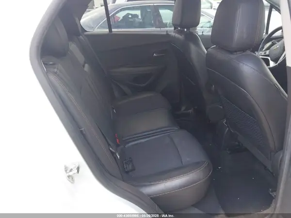 KL7CJLSB7LB006636 2020 CHEVROLET TRAX - Image 8