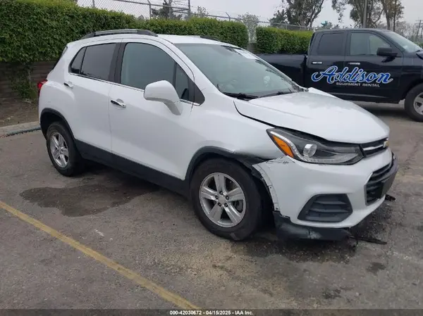 KL7CJLSB7LB008290 2020 CHEVROLET TRAX - Image 1