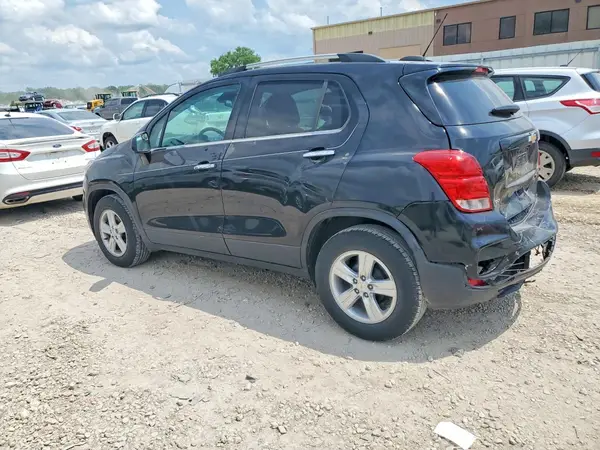 KL7CJLSB7LB008869 2020 CHEVROLET TRAX - Image 2