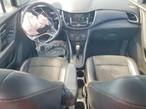 KL7CJLSB7LB009312 2020 CHEVROLET TRAX - Image 8